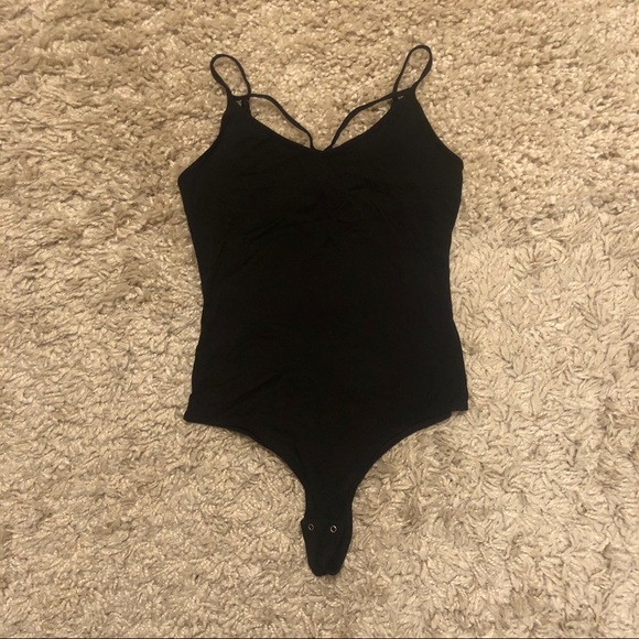 black strap harness bodysuit 🖤 - Picture 2 of 4